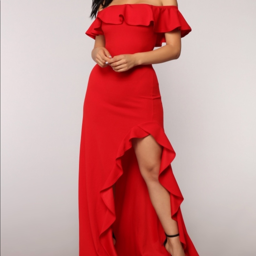 NWT Red Off Shoulder Ruffle Maxi Dress